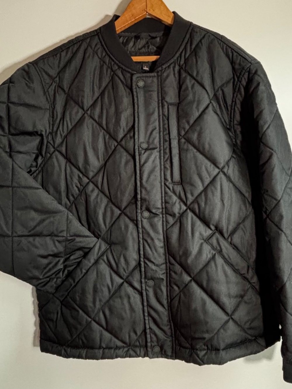Banana Republic Men's Quilted Bomber Jacket L Black Minimalist Urban Streetwear